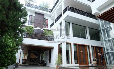 ขาย และ ให้เช่า 10 ห้องนอน บ้านเดี่ยว ใน คลองเตย, กรุงเทพฯ