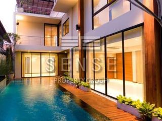 出租 4 卧室 独立屋 在 Khlong Toei, 曼谷