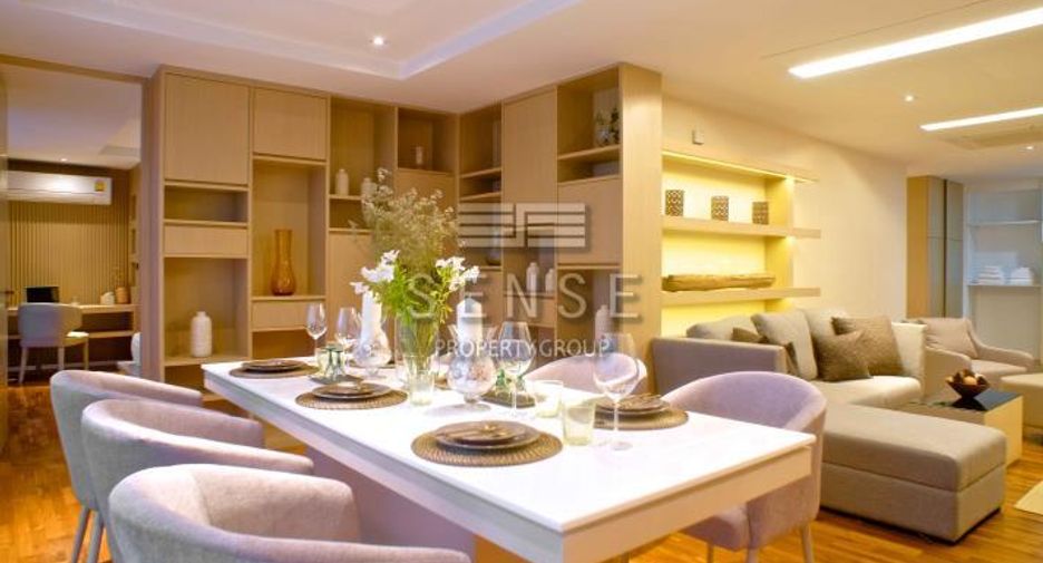 For rent 2 bedrooms condo in Watthana, Bangkok