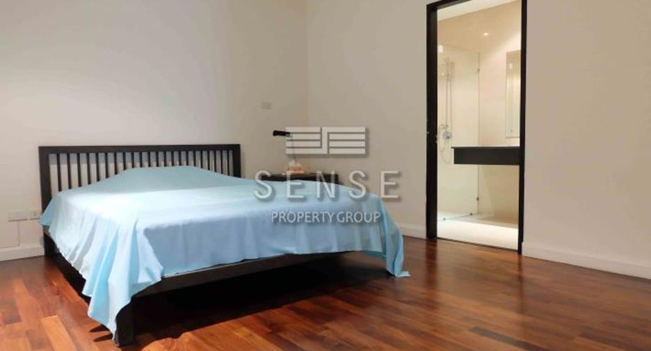 For rent 3 bedrooms condo in Watthana, Bangkok