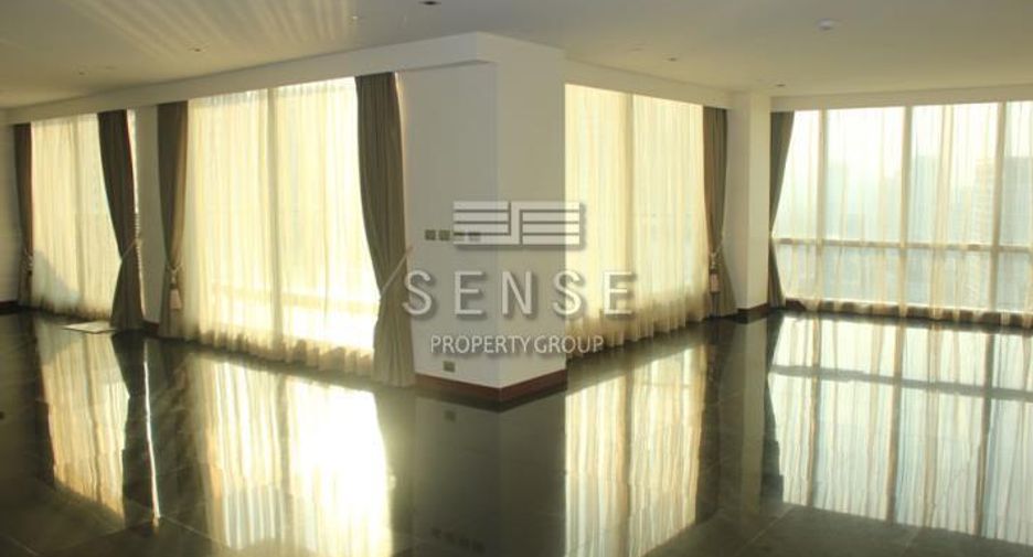For rent and for sale 3 bedrooms condo in Khlong Toei, Bangkok