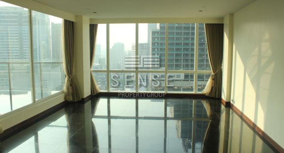For rent and for sale 3 bedrooms condo in Khlong Toei, Bangkok