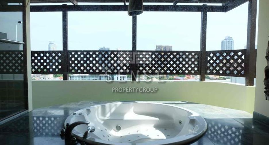 Condo en venta de 5 habitaciones en Watthana, Bangkok
