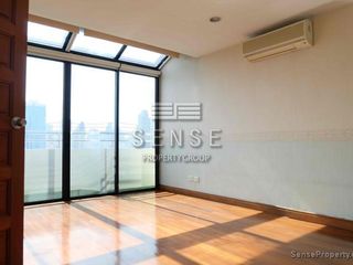 For sale 5 bedrooms condo in Watthana, Bangkok