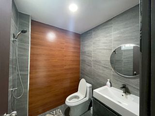 Casa adosada en alquiler de 4 habitaciones en Bang Lamung, Chonburi