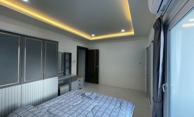 For rent 4 bedrooms townhouse in Bang Lamung, Chonburi