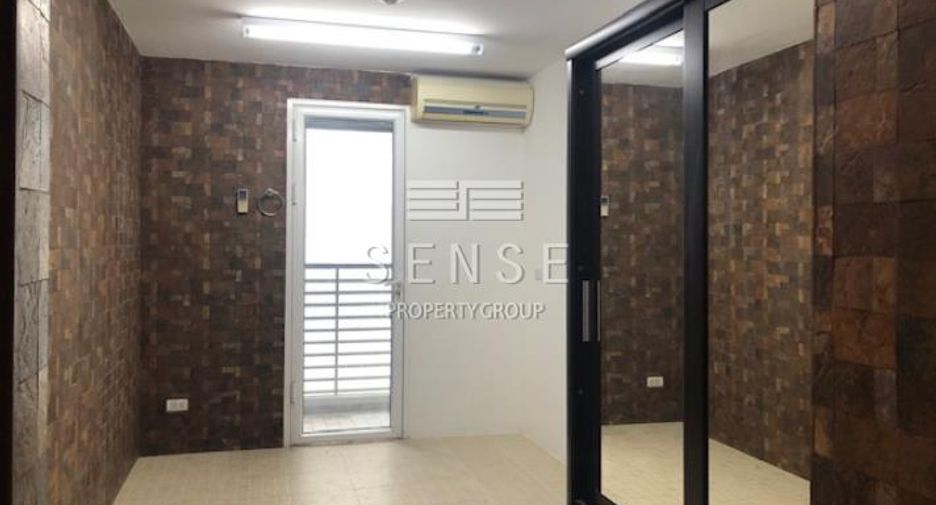 Condo en venta de 5 habitaciones en Watthana, Bangkok