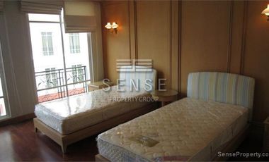 For rent 4 bedrooms house in Ratchathewi, Bangkok