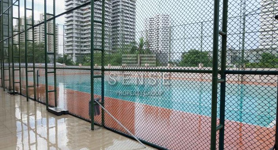 For rent 3 bedrooms condo in Watthana, Bangkok