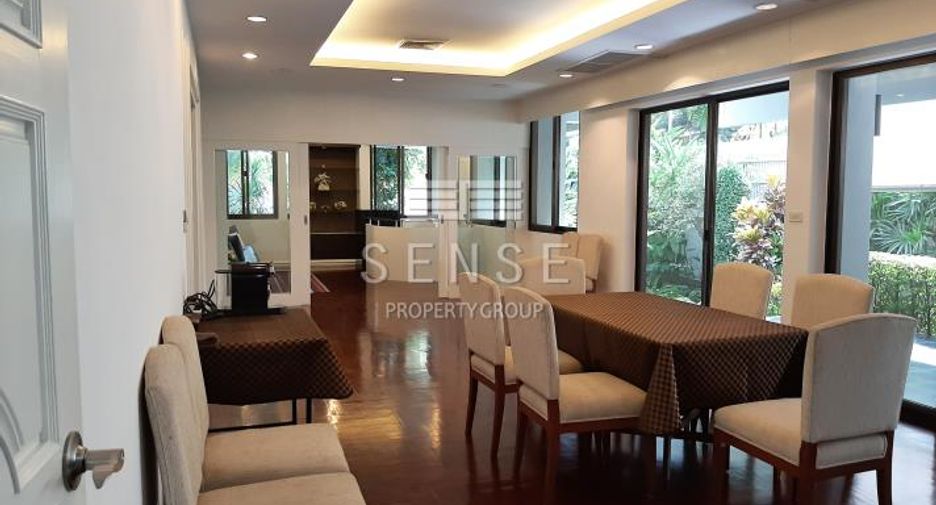 For rent 6 bedrooms house in Sathon, Bangkok