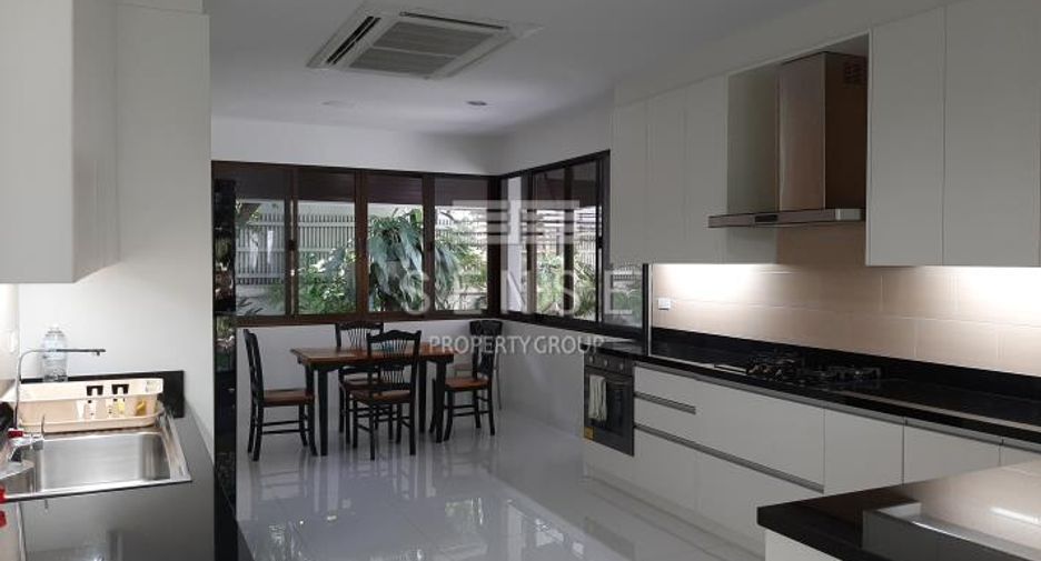 For rent 6 bedrooms house in Sathon, Bangkok