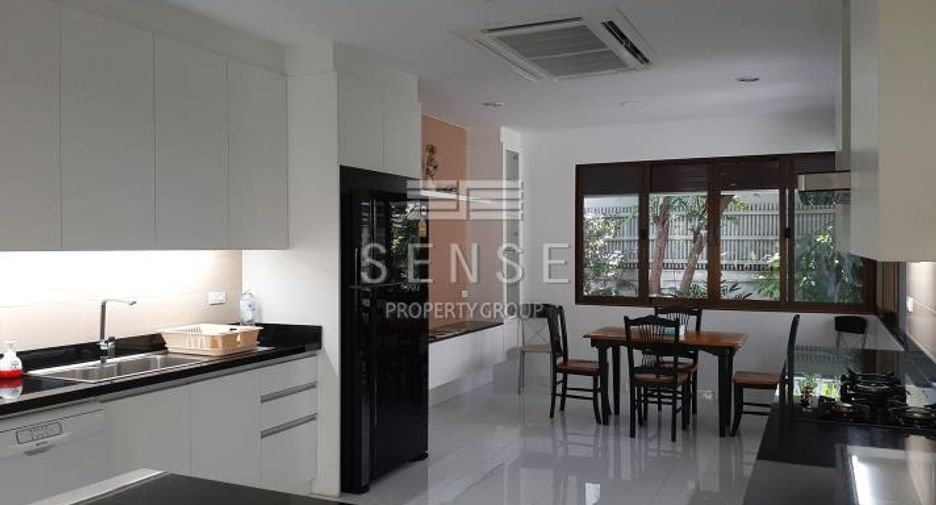 For rent 6 bedrooms house in Sathon, Bangkok