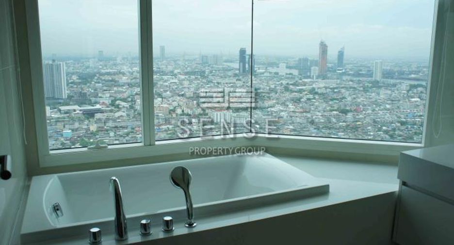 For rent 3 bedrooms condo in Bang Kho Laem, Bangkok