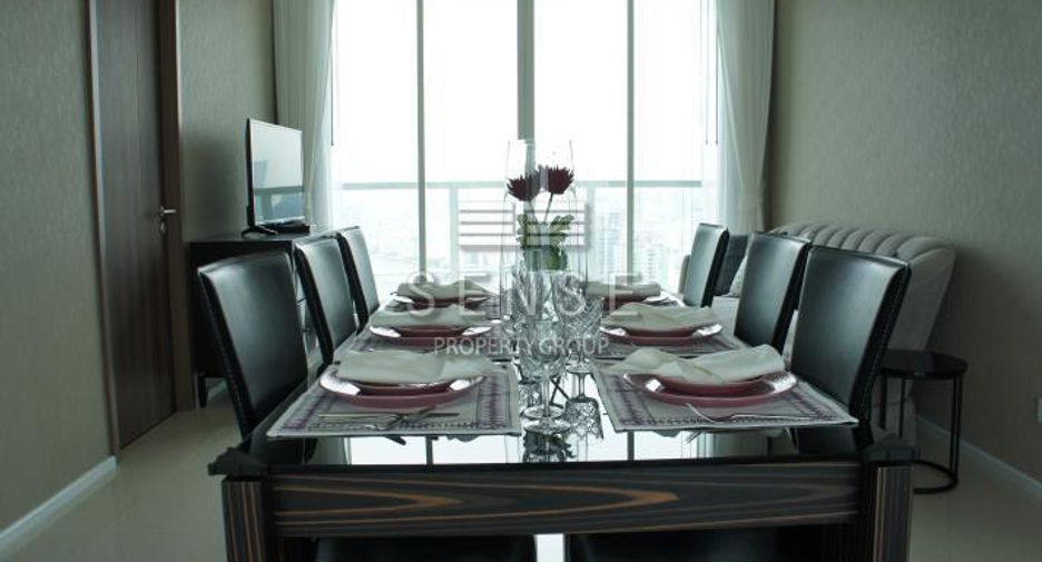 For rent 3 bedrooms condo in Bang Kho Laem, Bangkok