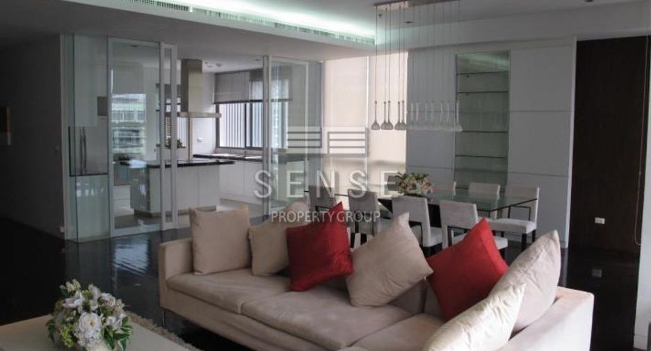 Wohnung zur Miete mit 3 Zimmer in Khlong Toei, Bangkok