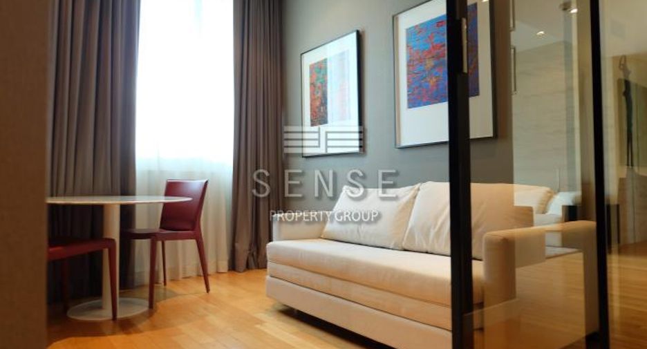 Condo en alquiler de 2 habitaciones en Khlong Toei, Bangkok