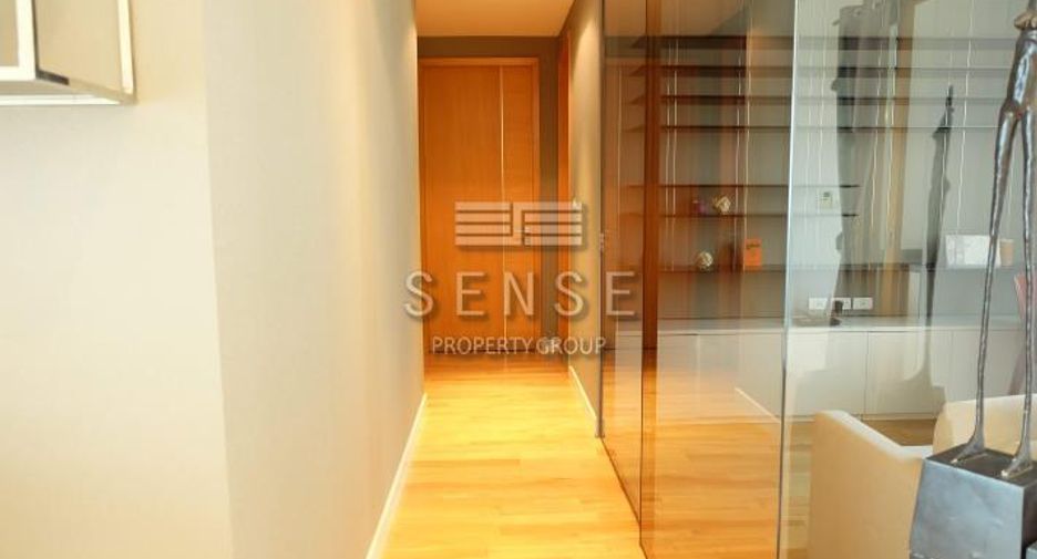 Condo en alquiler de 2 habitaciones en Khlong Toei, Bangkok