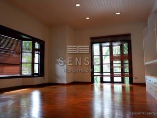 For rent 4 bedrooms house in Watthana, Bangkok