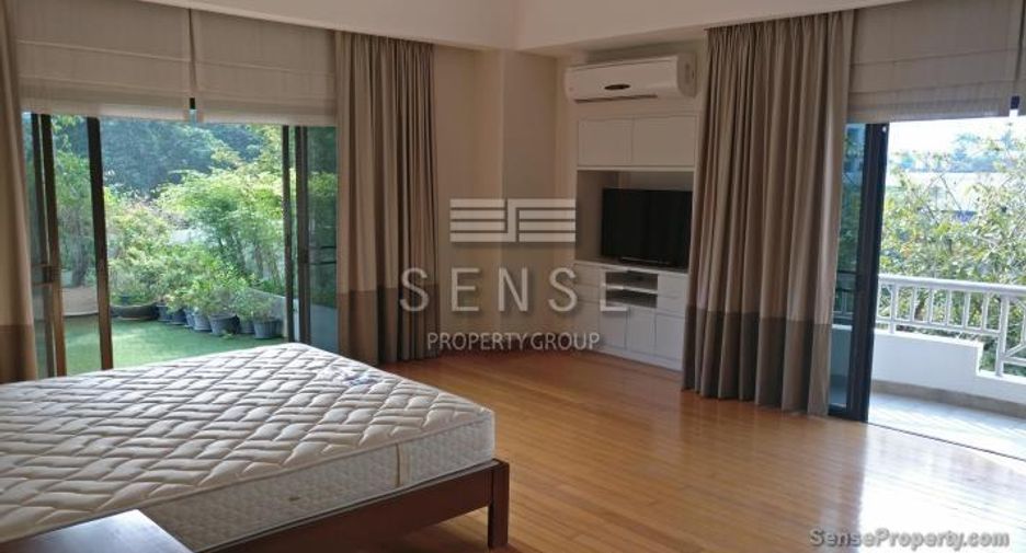 Condo en alquiler de 3 habitaciones en Watthana, Bangkok