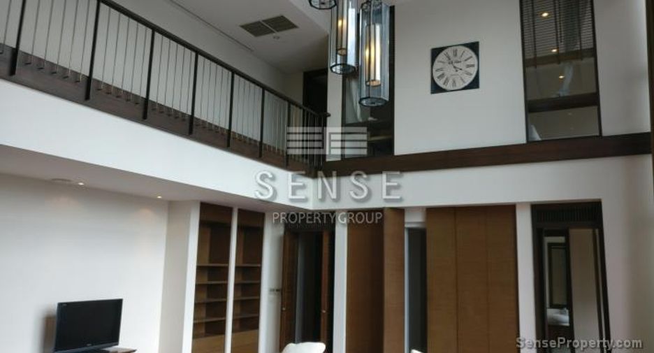 Condo en alquiler de 4 habitaciones en Watthana, Bangkok