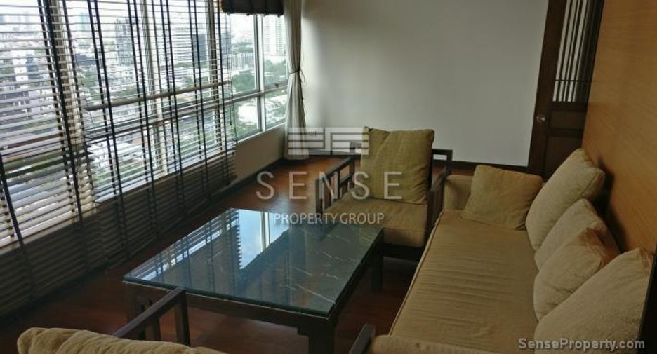 Condo en alquiler de 4 habitaciones en Watthana, Bangkok