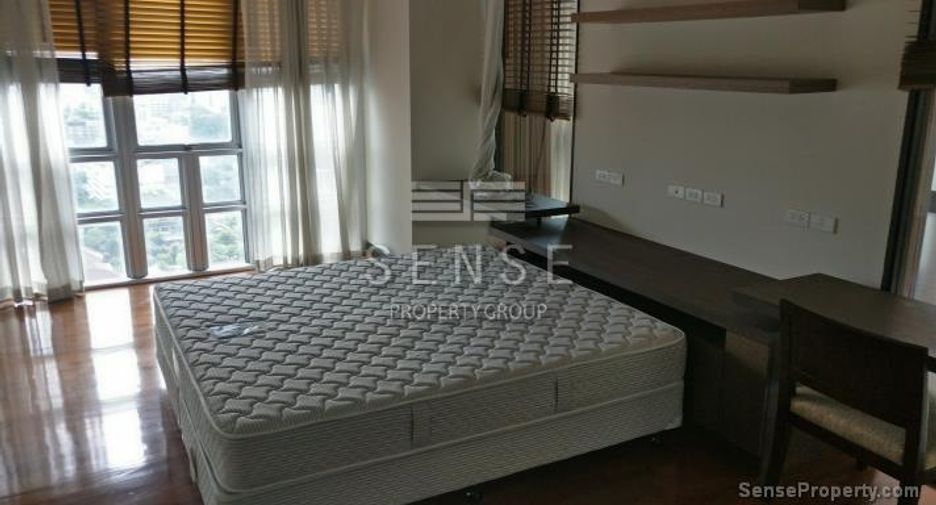 Condo en alquiler de 4 habitaciones en Watthana, Bangkok