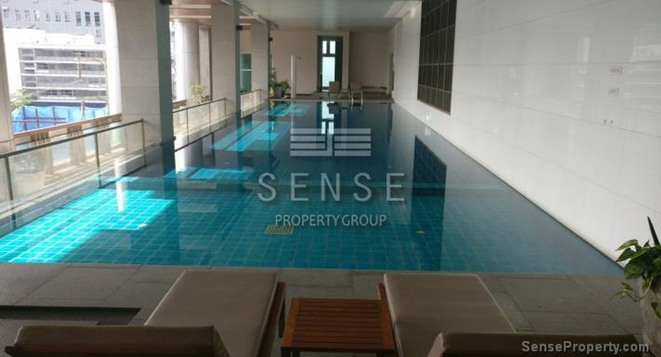 Condo en alquiler de 4 habitaciones en Watthana, Bangkok