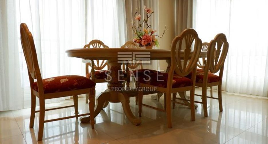 Wohnung zur Miete mit 3 Zimmer in Watthana, Bangkok