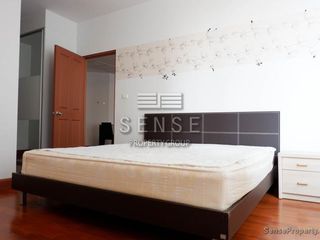 Condo en venta de 2 habitaciones en Khlong Toei, Bangkok