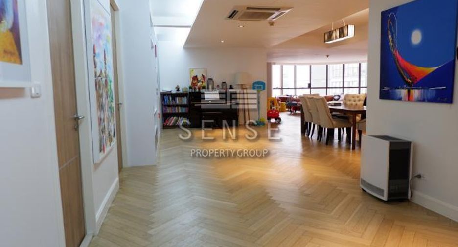 Condo en alquiler de 3 habitaciones en Khlong Toei, Bangkok