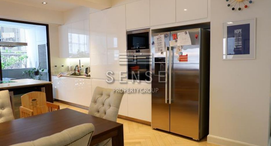 Condo en alquiler de 3 habitaciones en Khlong Toei, Bangkok