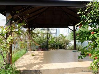 For rent 4 bedrooms condo in Watthana, Bangkok