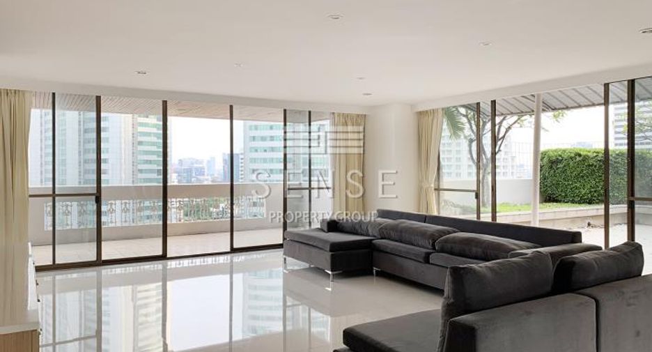 For rent 4 bedrooms condo in Khlong Toei, Bangkok