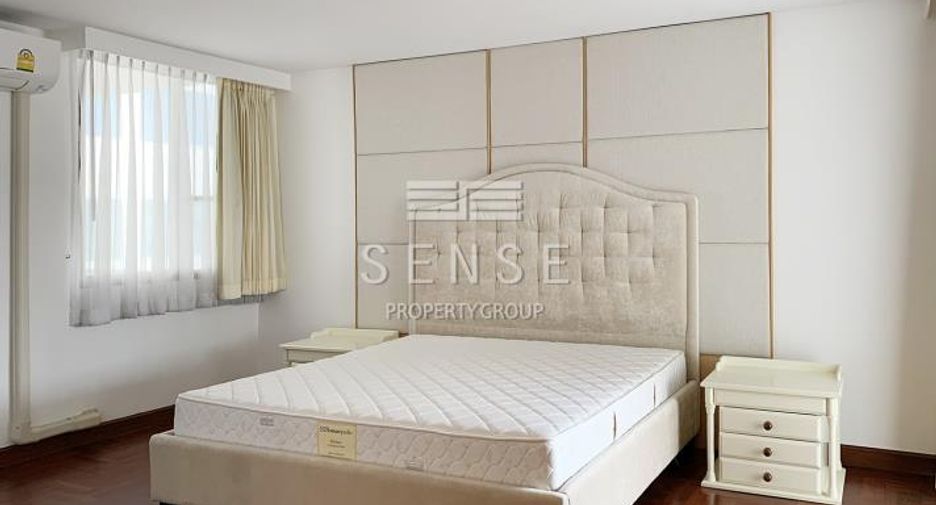 For rent 4 bedrooms condo in Khlong Toei, Bangkok