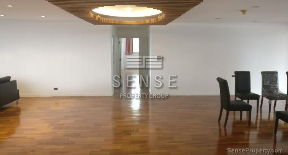 For rent 4 bedrooms condo in Khlong Toei, Bangkok