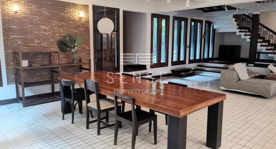 Haus zur Miete mit 3 Zimmer in Watthana, Bangkok