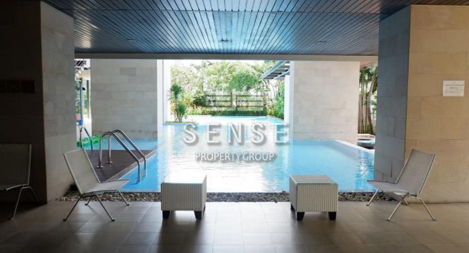 For rent 3 bedrooms condo in Khlong Toei, Bangkok
