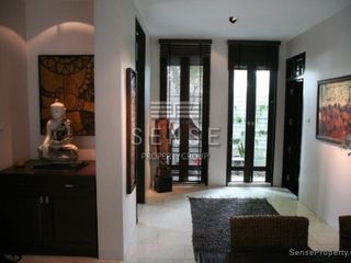 For rent 4 bedrooms house in Phaya Thai, Bangkok
