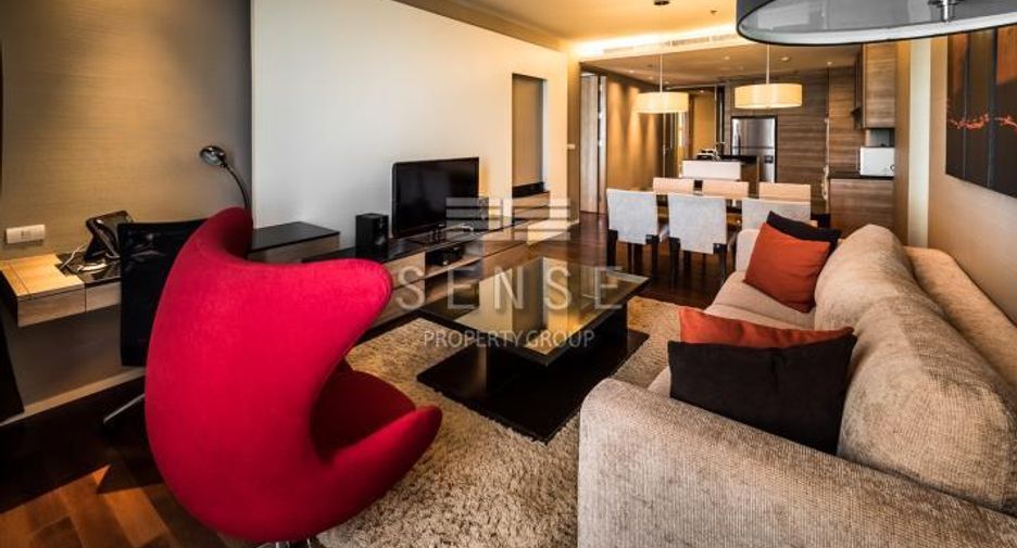 For rent 2 bedrooms condo in Watthana, Bangkok