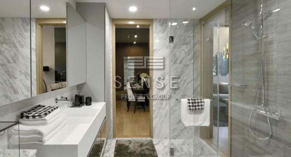 For sale 3 bedrooms condo in Watthana, Bangkok
