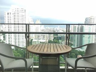 À louer 3 chambres condo à Khlong Toei, Bangkok