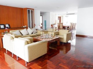 For rent 3 bedrooms condo in Khlong Toei, Bangkok