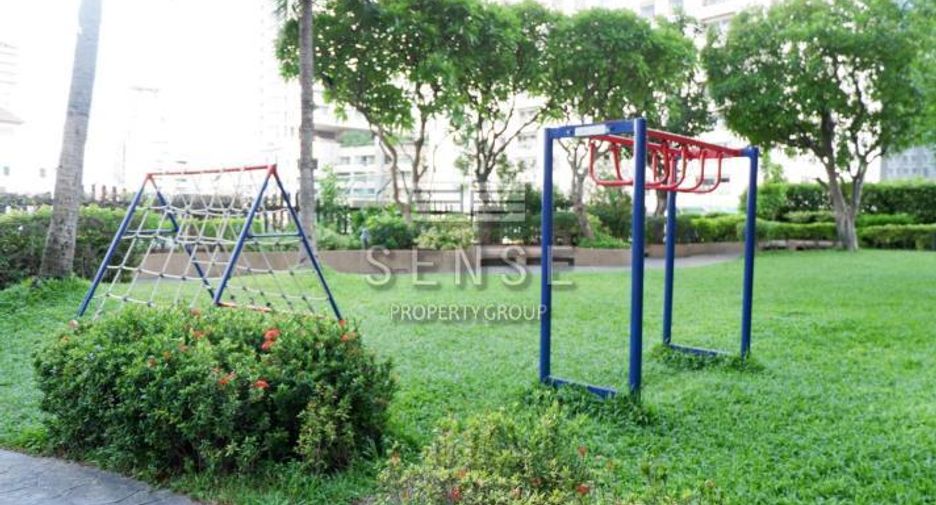 ให้เช่า 4 ห้องนอน คอนโด ใน วัฒนา, กรุงเทพฯ