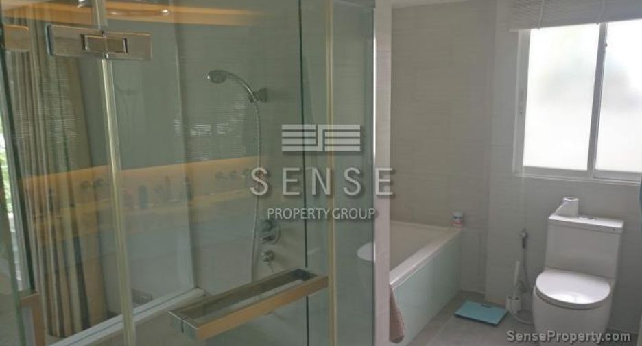 For sale 2 bedrooms condo in Watthana, Bangkok
