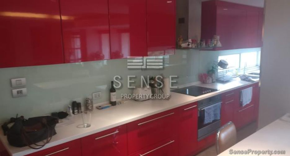 For sale 2 bedrooms condo in Watthana, Bangkok