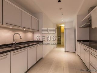 Wohnung zur Miete mit 3 Zimmer in Pathum Wan, Bangkok