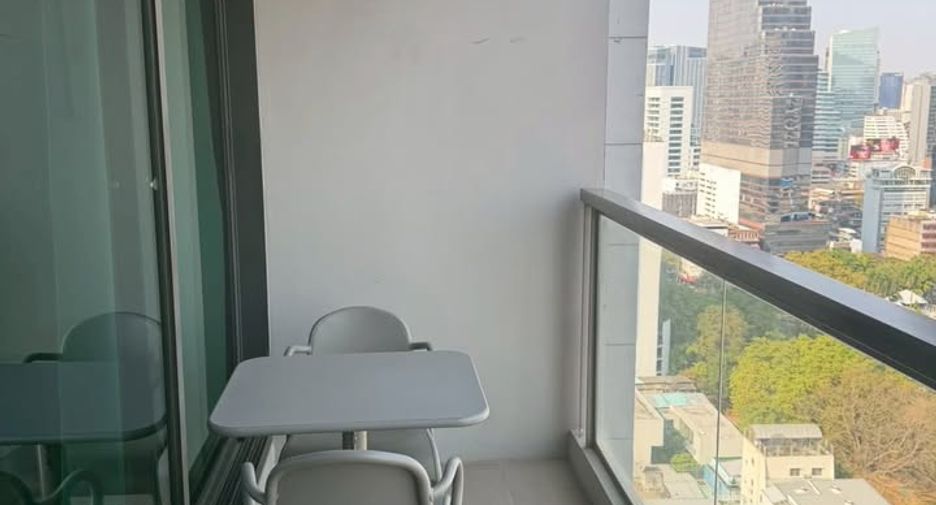 For rent 1 bed condo in Sathon, Bangkok