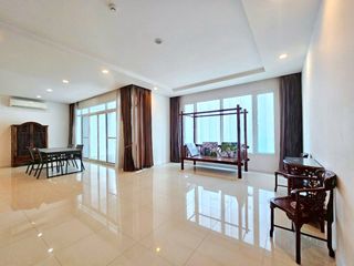 ให้เช่า 4 ห้องนอน คอนโด ใน วัฒนา, กรุงเทพฯ