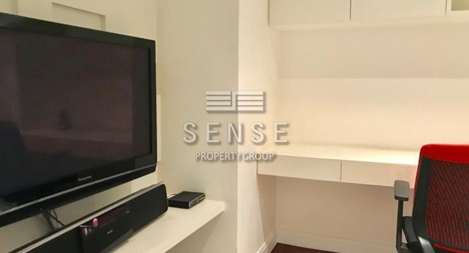 For rent 3 bedrooms condo in Pathum Wan, Bangkok