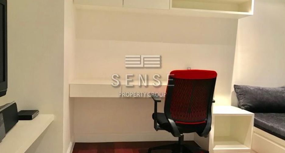 For rent 3 bedrooms condo in Pathum Wan, Bangkok